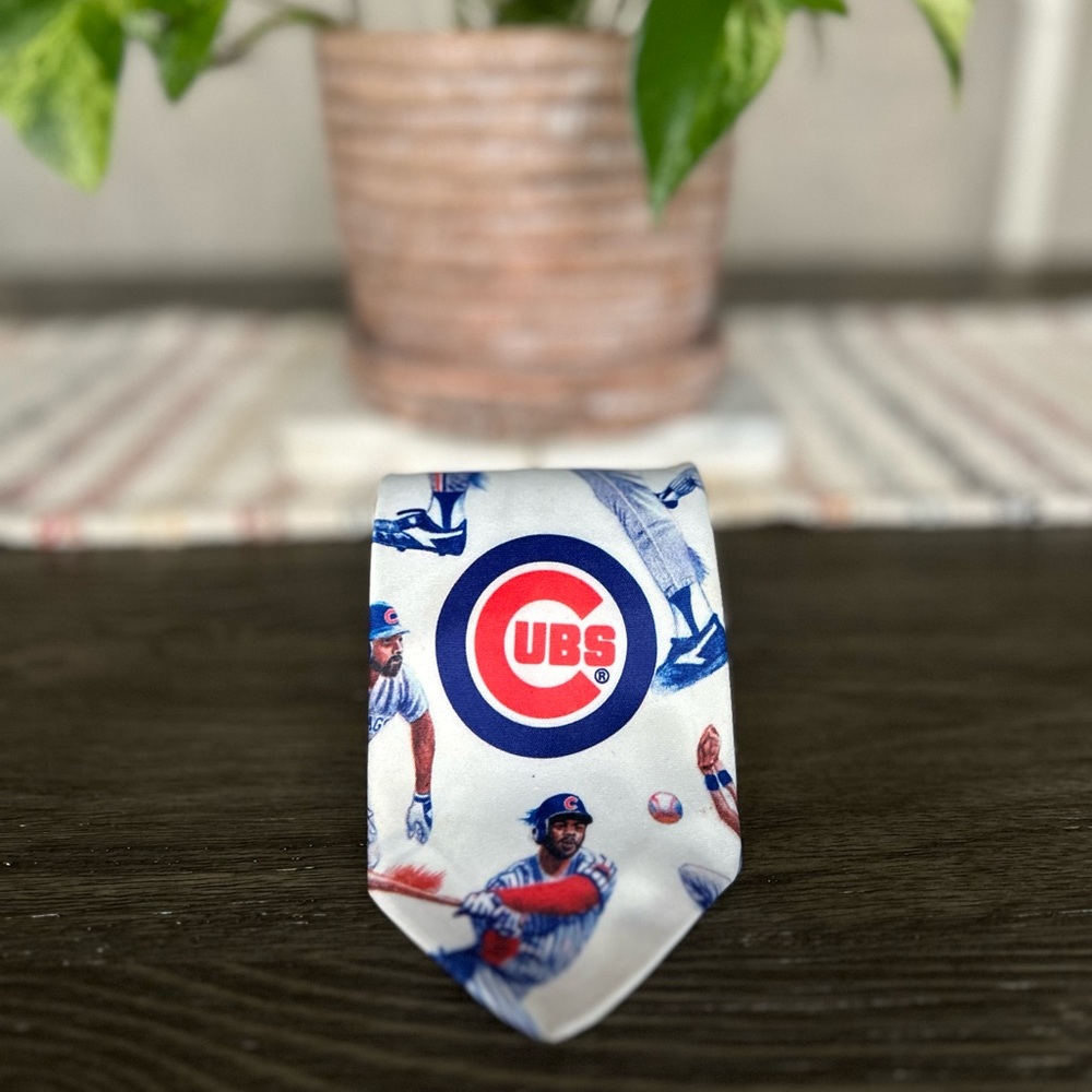 Ralph Marlin VTG 1991 Cubs Baseball 100% Silk Men’s Tie!
